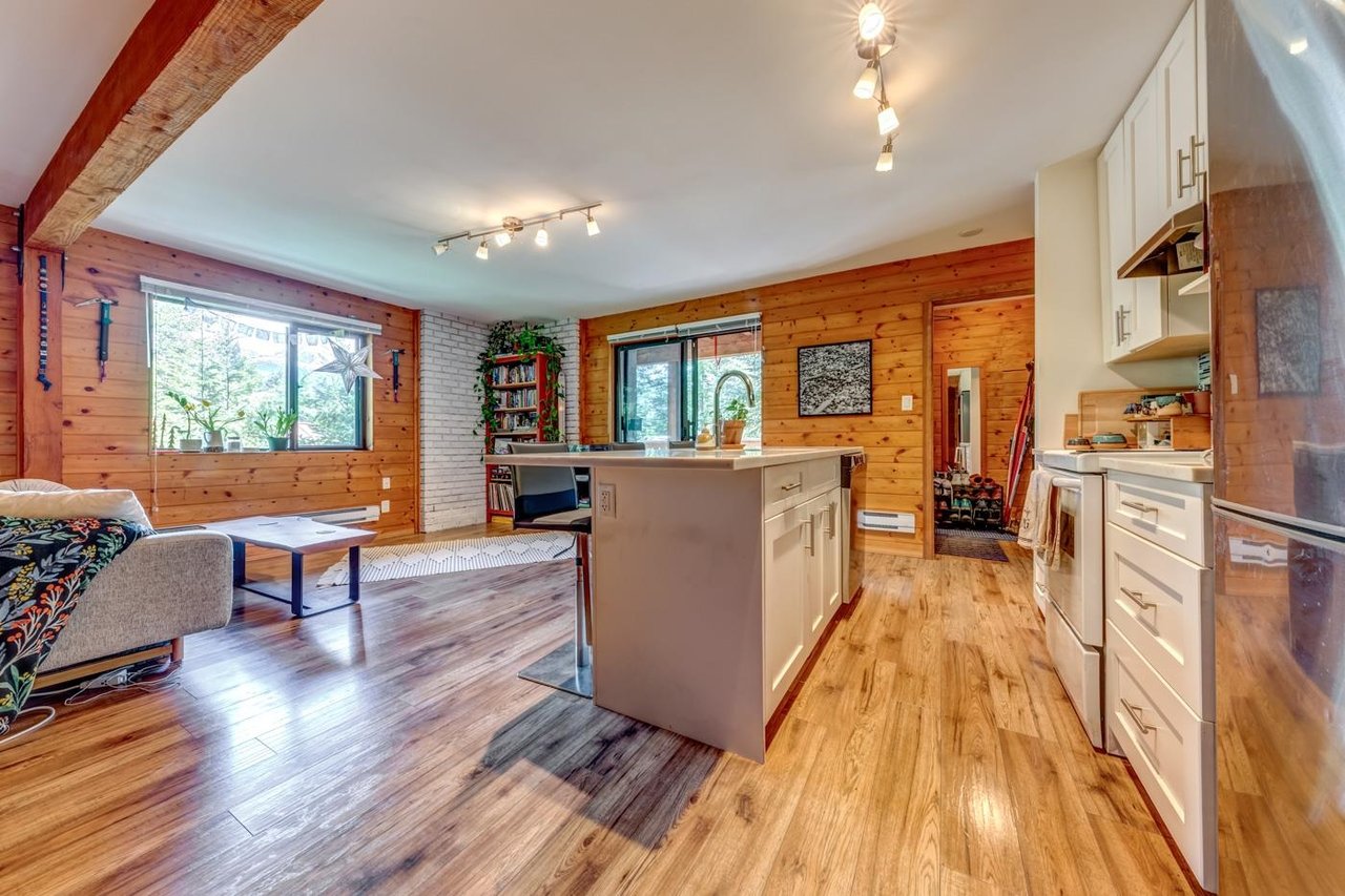 8248 Alpine Wy