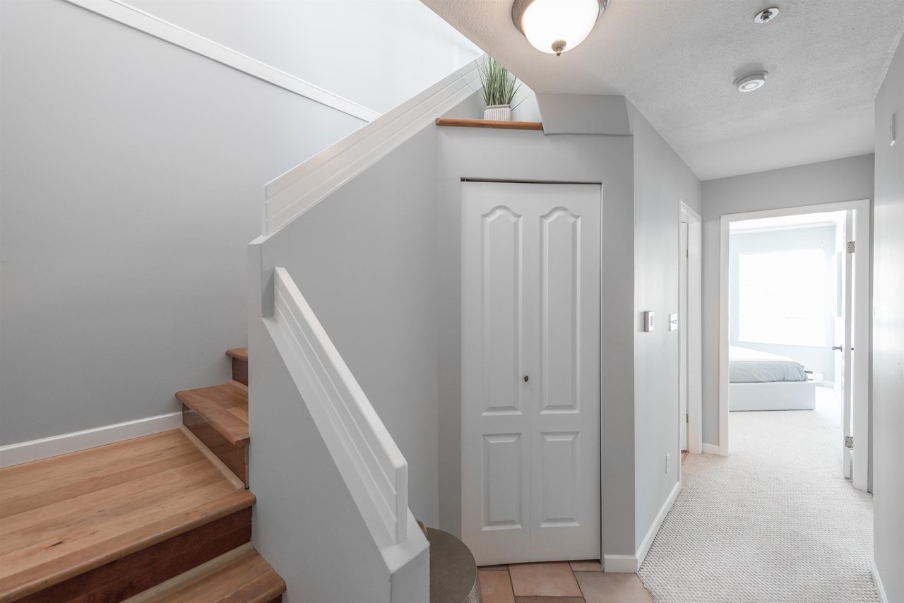 208-788 W 8th Ave