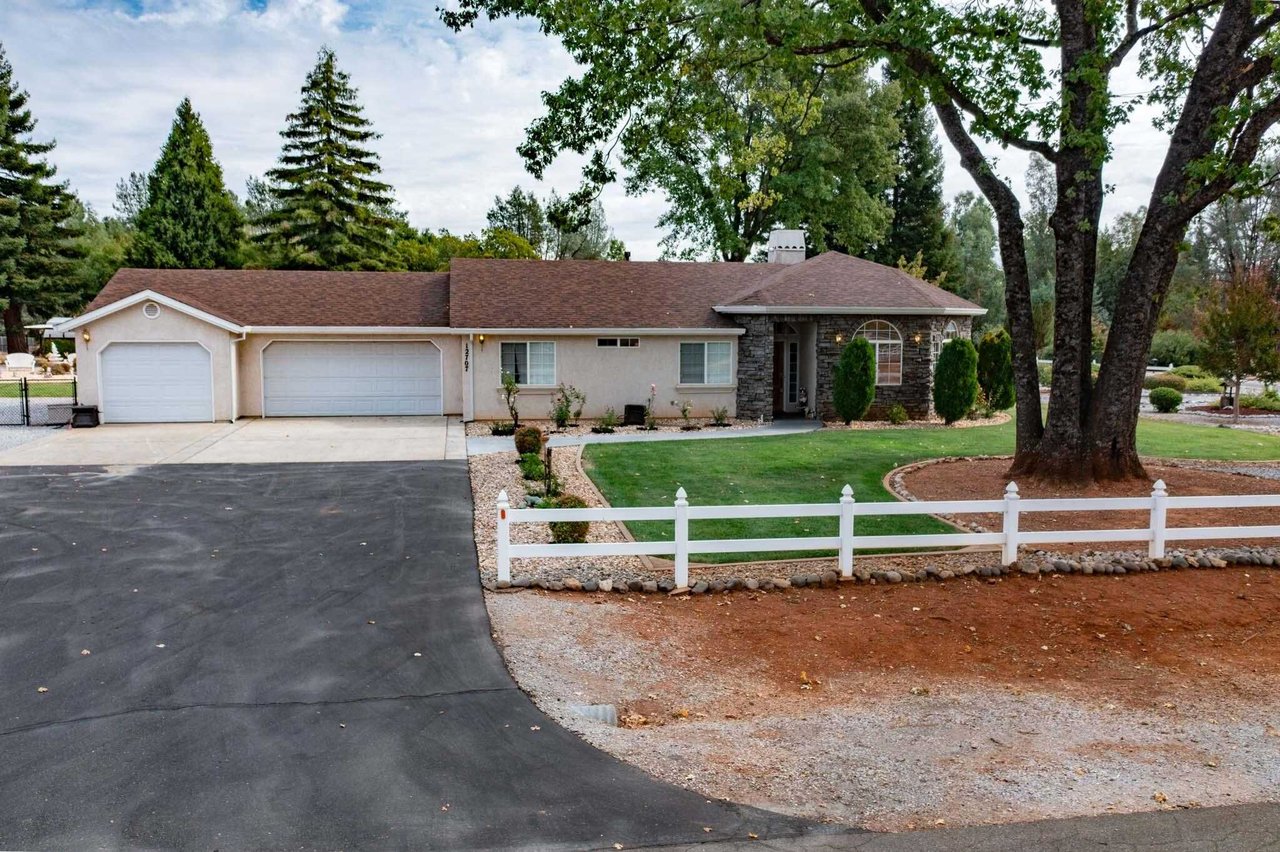 12707 Yanot Dr
