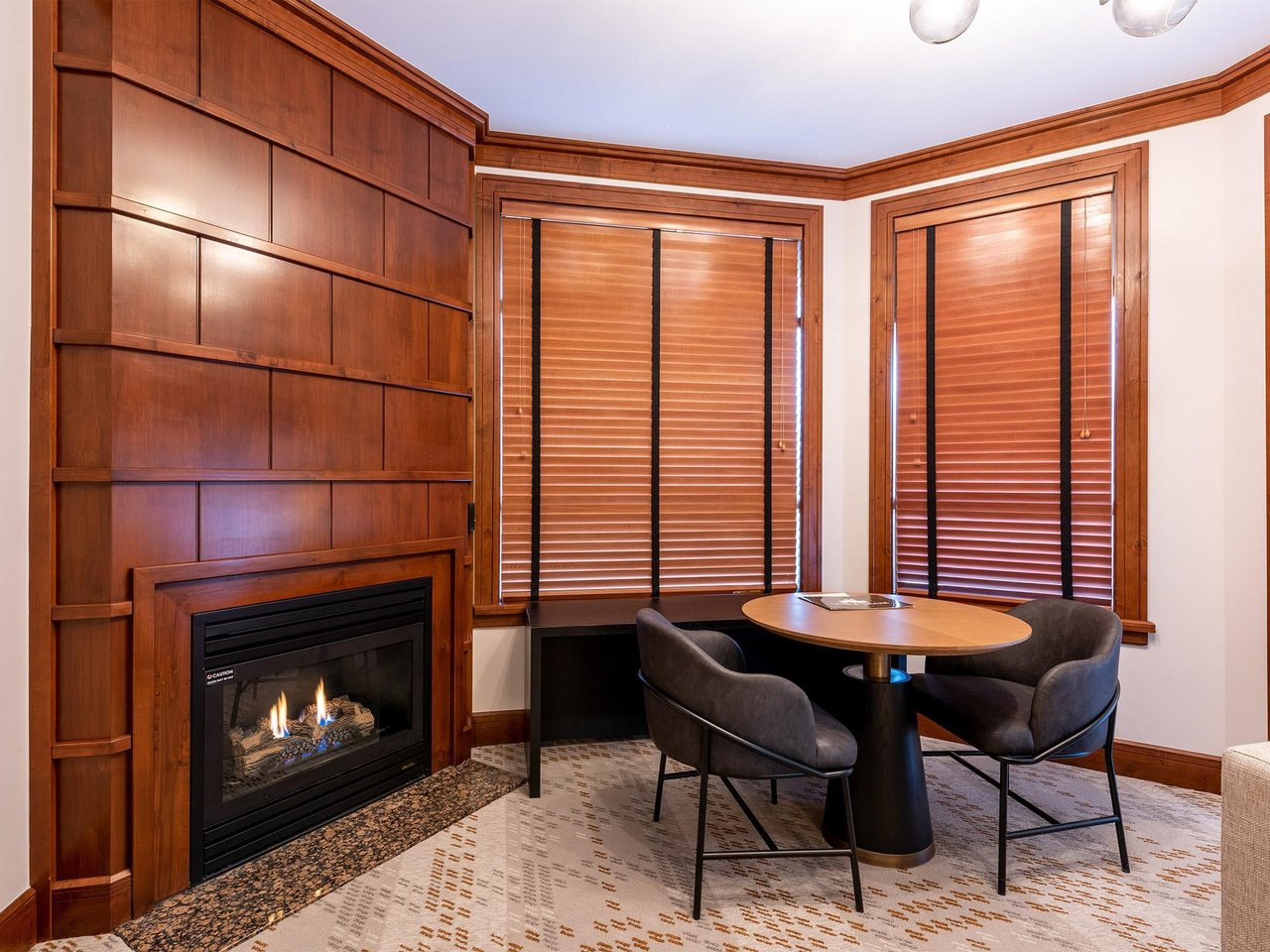 562-4591 Blackcomb Wy