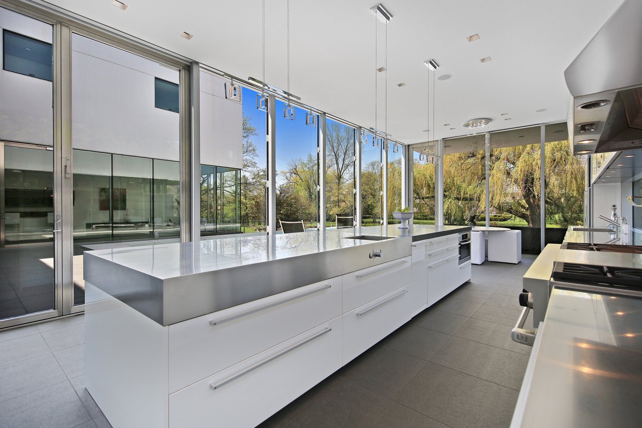 For Those Seeking An Extraordinary Lifestyle