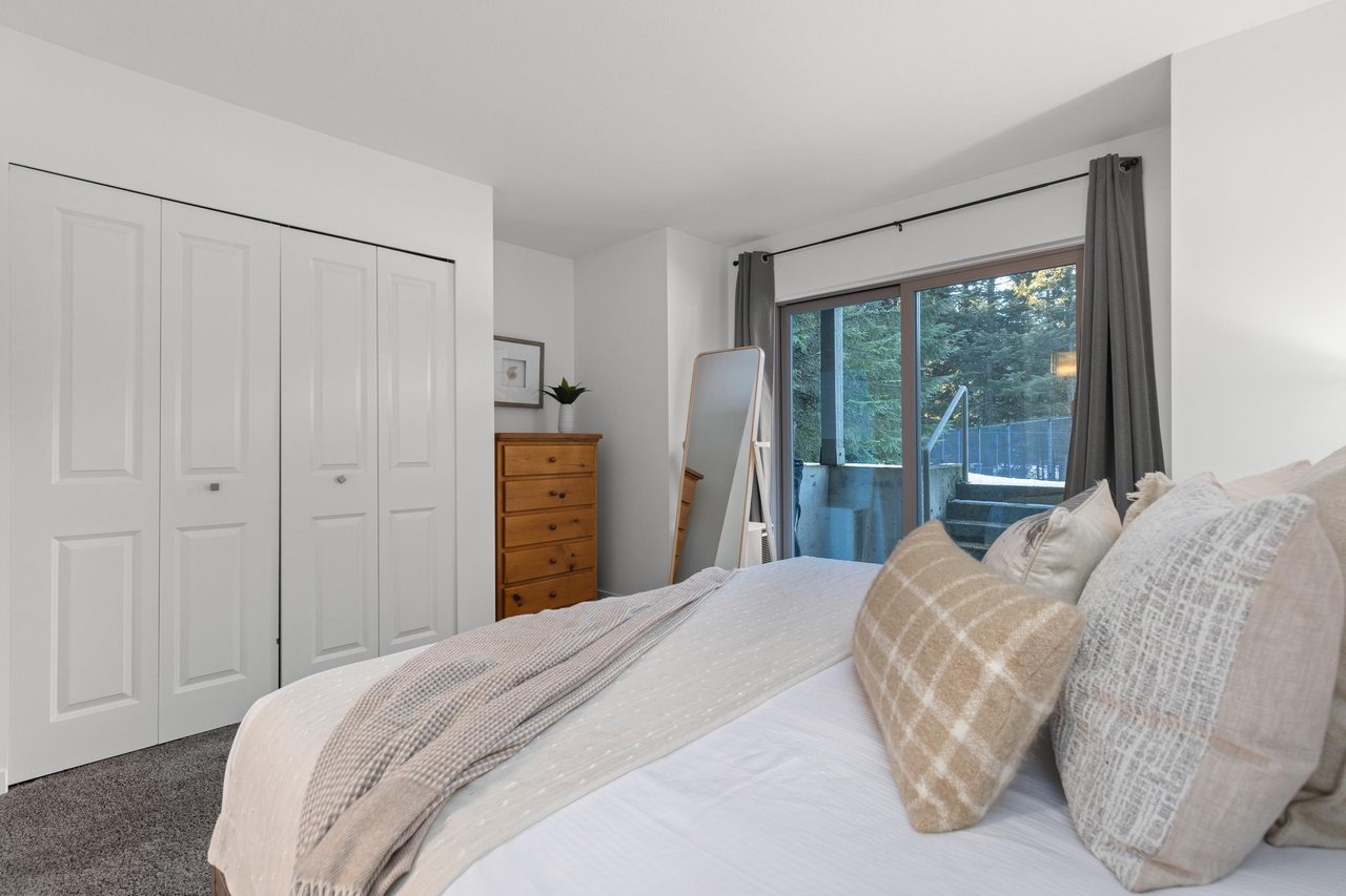25-3102 Panorama Ridge