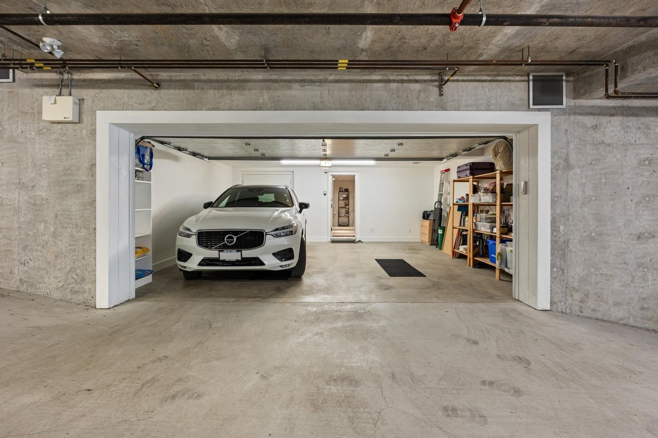 631 14th St