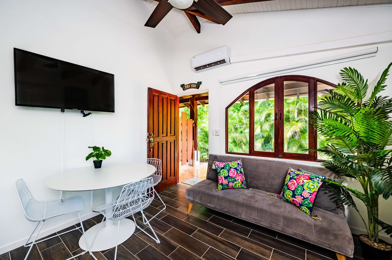 Casa Papaya Villaggio II, 431B | Renovated One-Bedroom Condo Steps from 7 Beaches