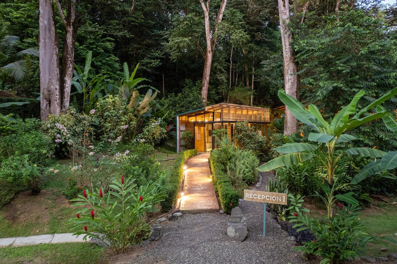 Riverside Wellness Boutique Hotel, Ojochal, Puntarenas