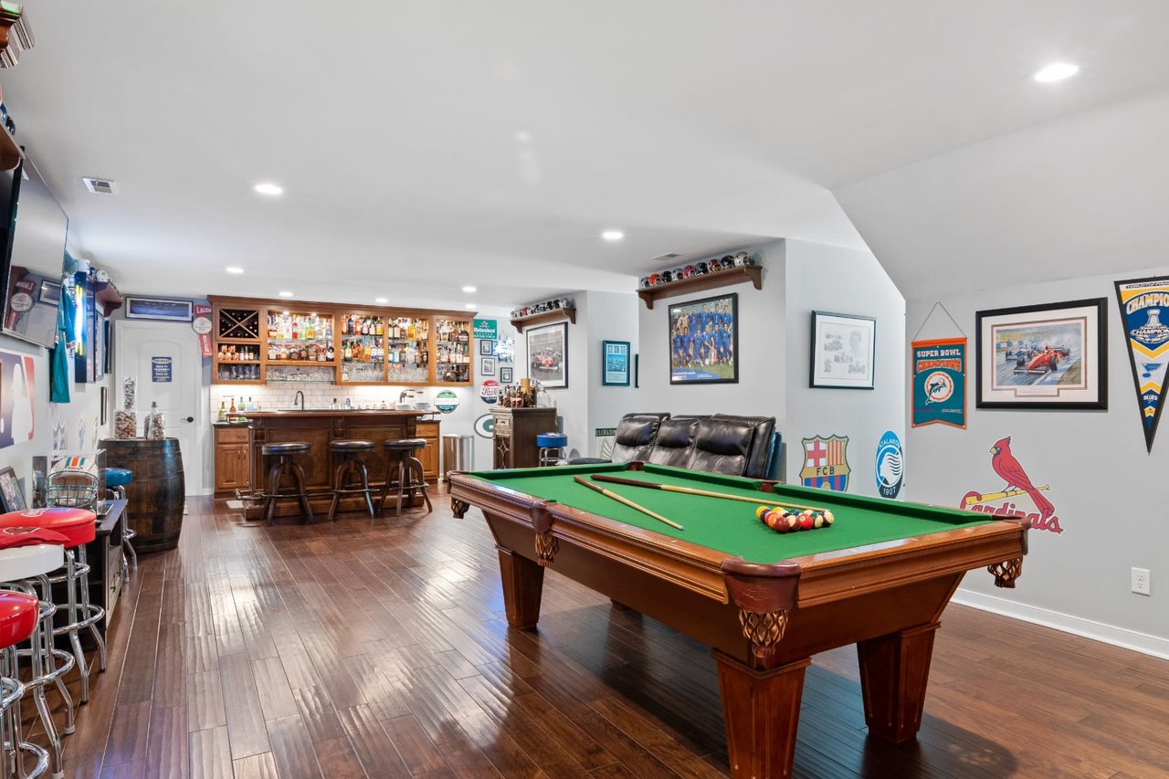 5542 Mossy Oak Road