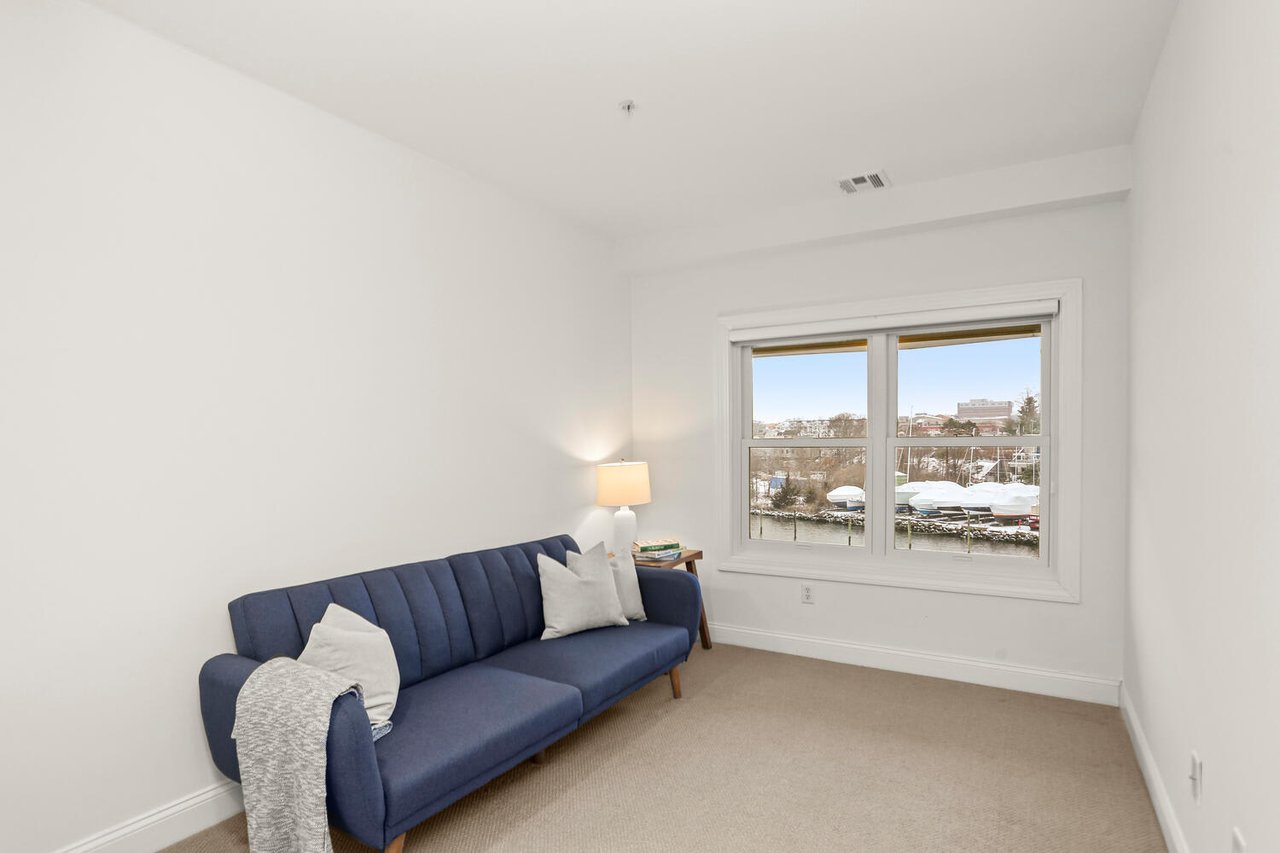 4 Daskams Lane, Norwalk