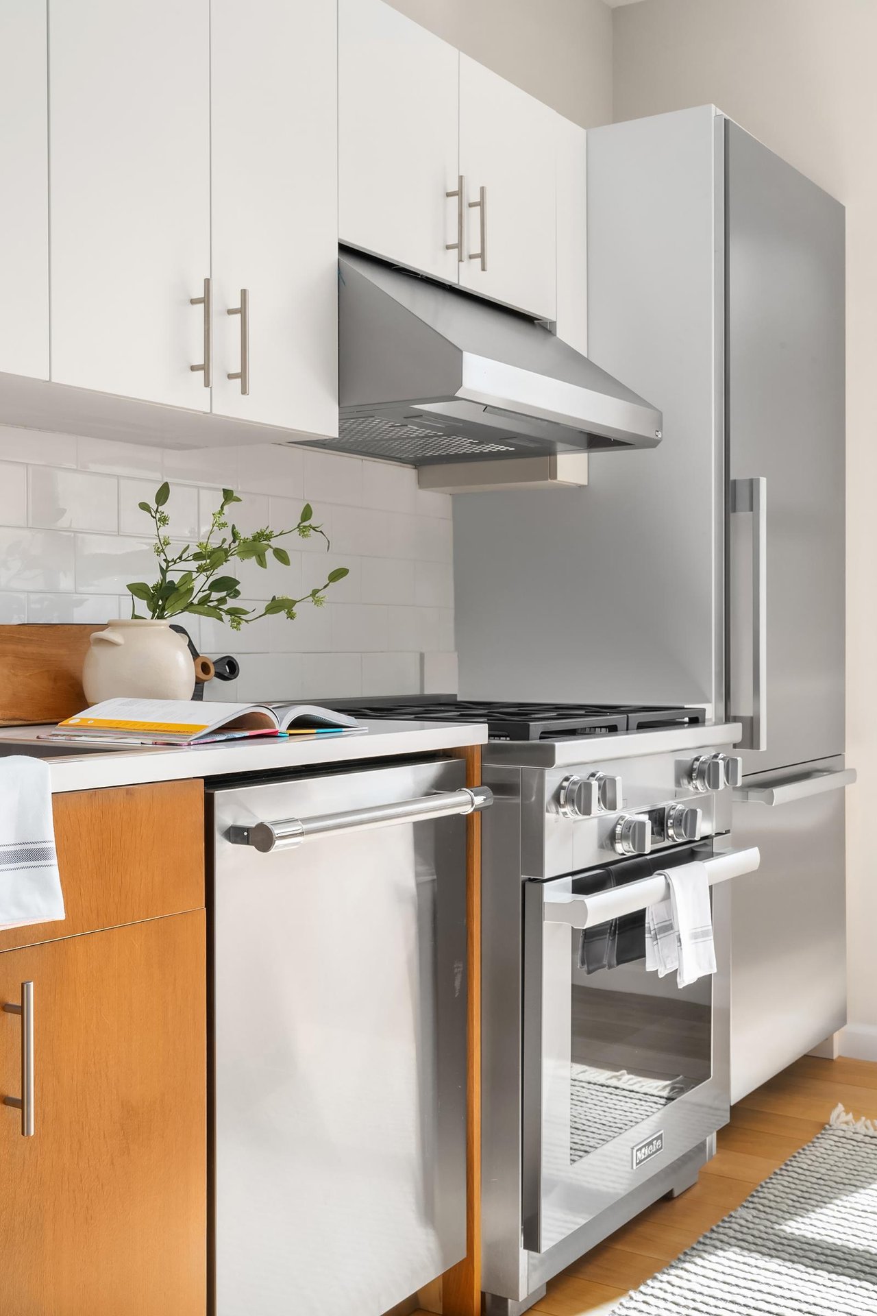 20 West Street, Apt 18-F