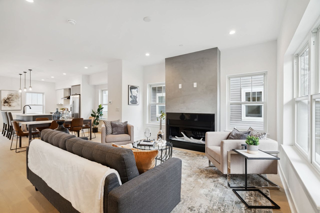 Torresdale Manor