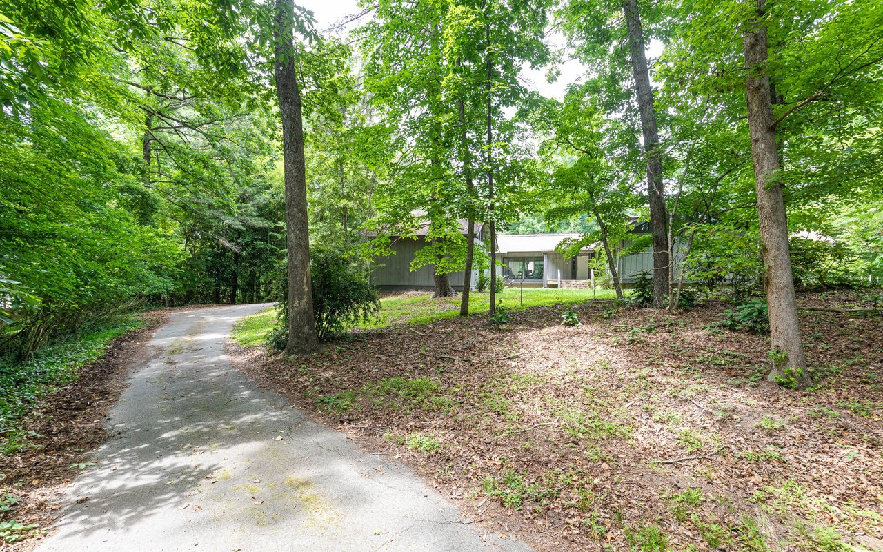 1165 W Garmon Road