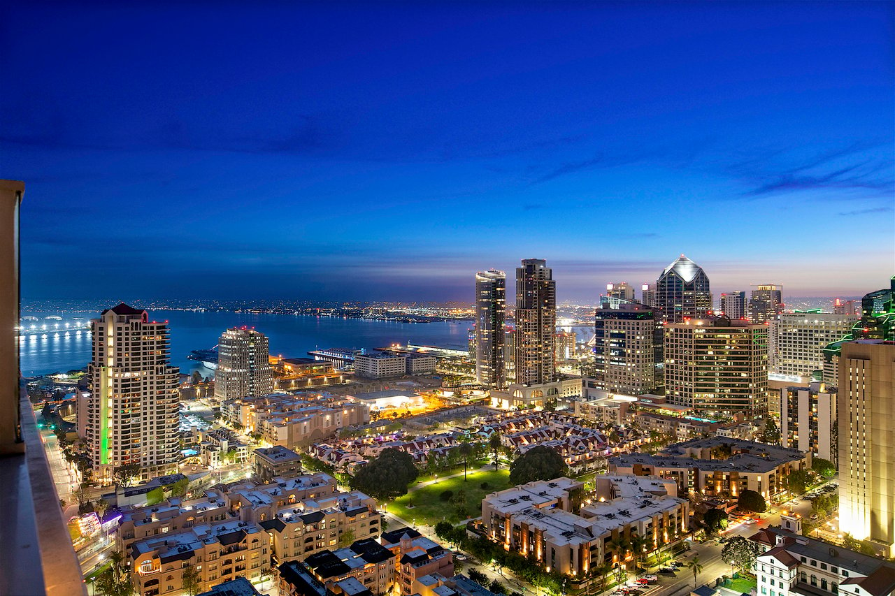 downtown san diego night view