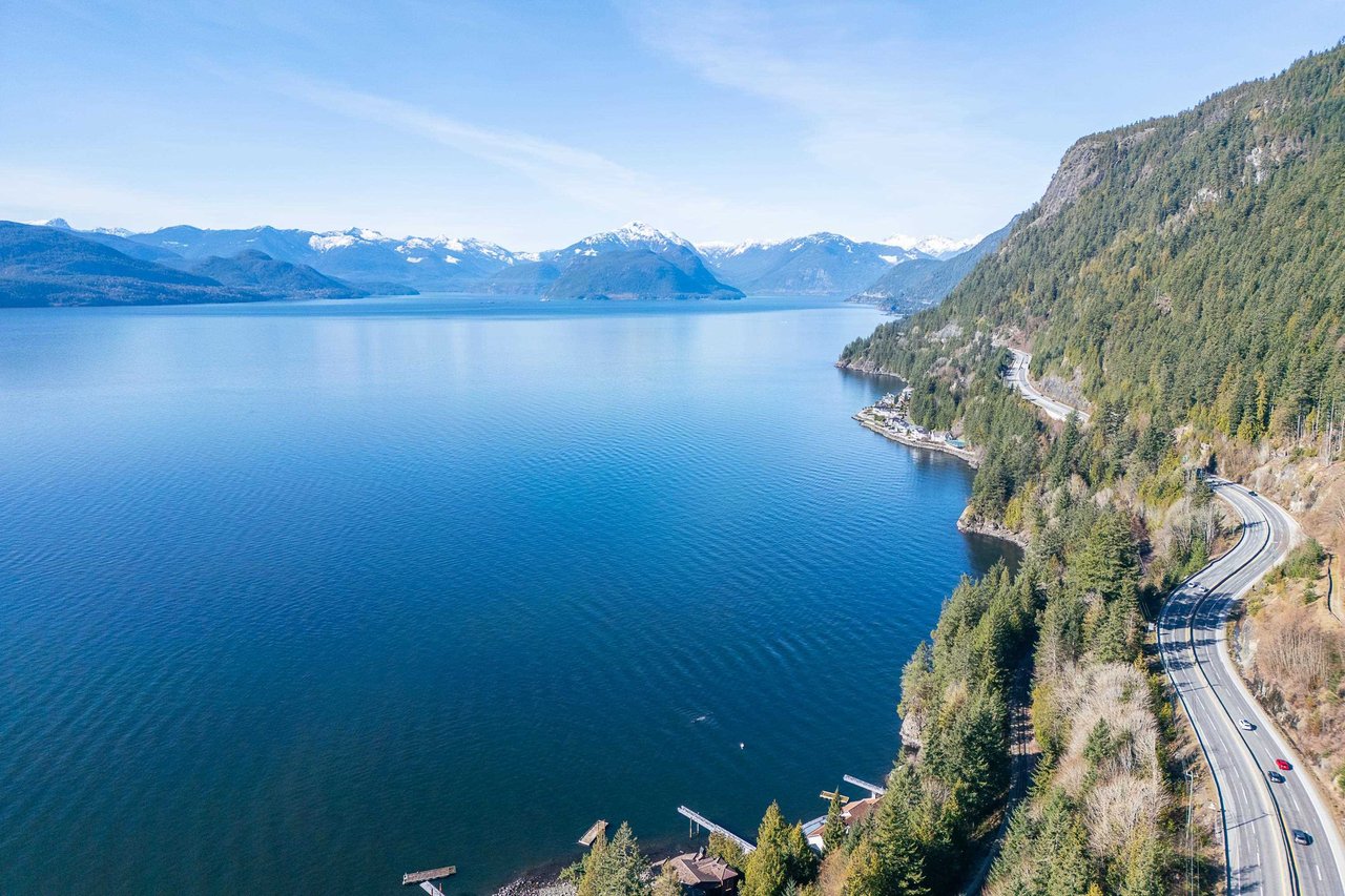 5383 Howe Sound
