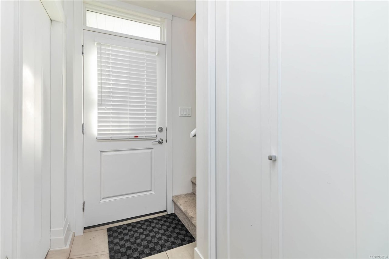 21-370 Latoria Blvd, Colwood