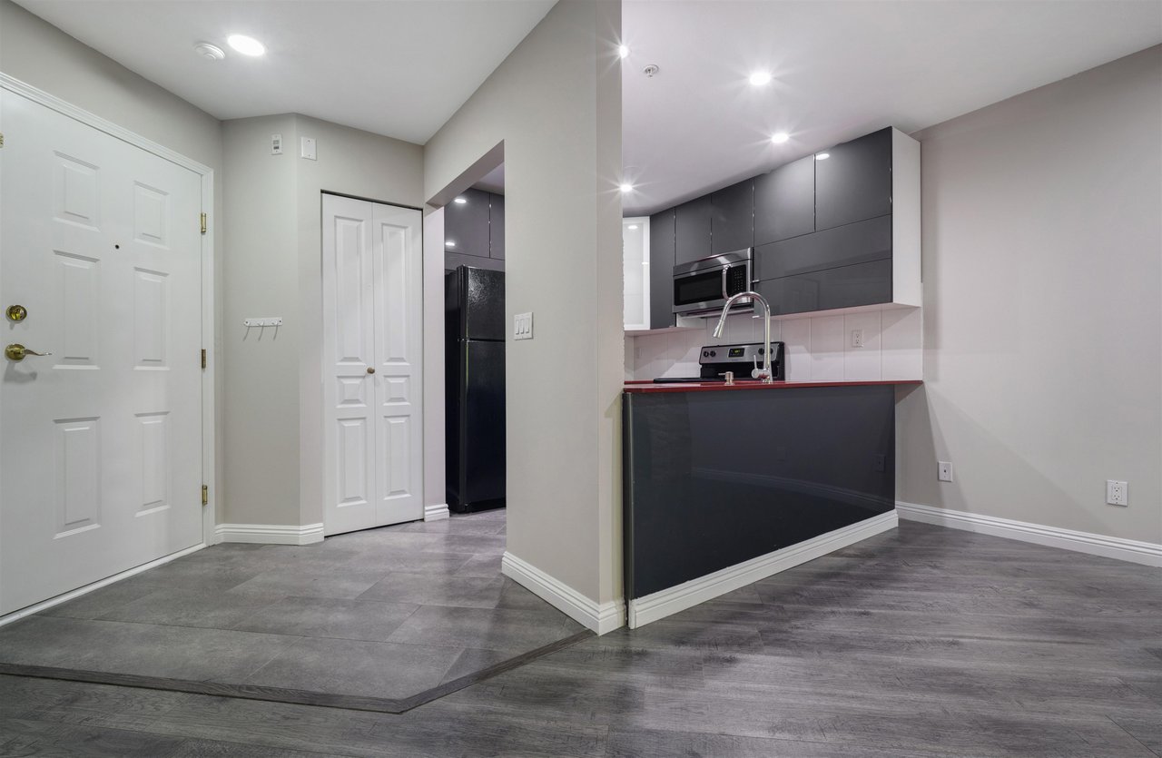 320-7139 18th Ave
