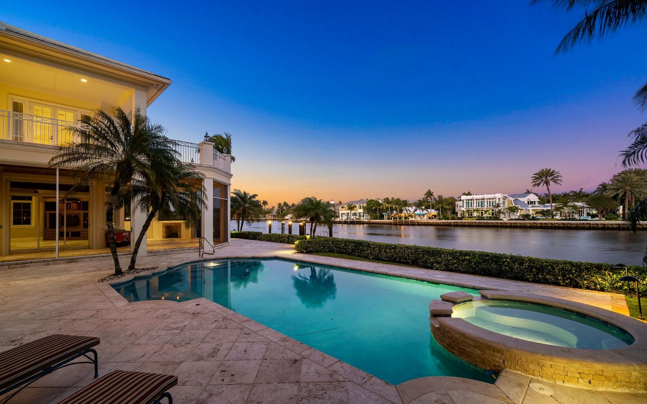 219 Palm Trl