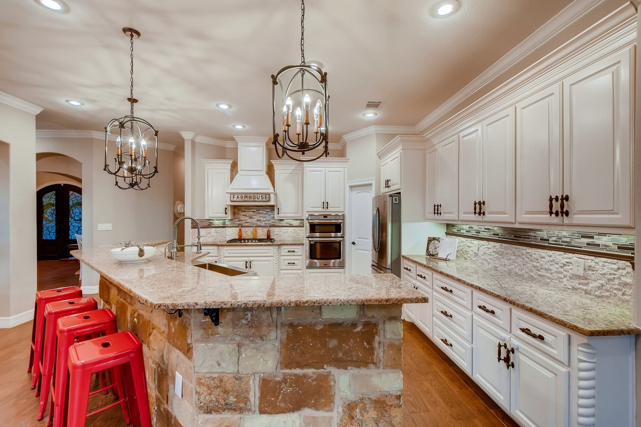 252 Island Oaks Lane