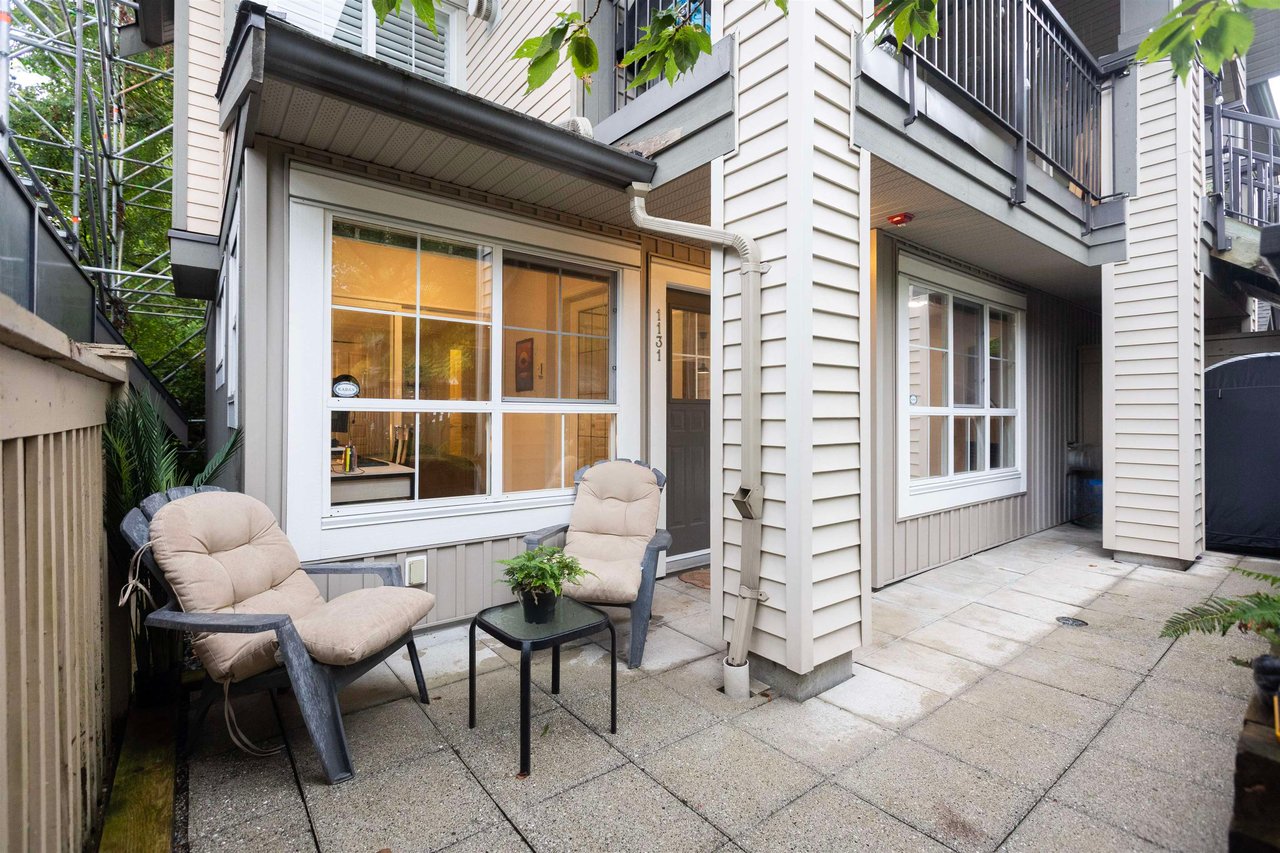 1131 Ross Rd