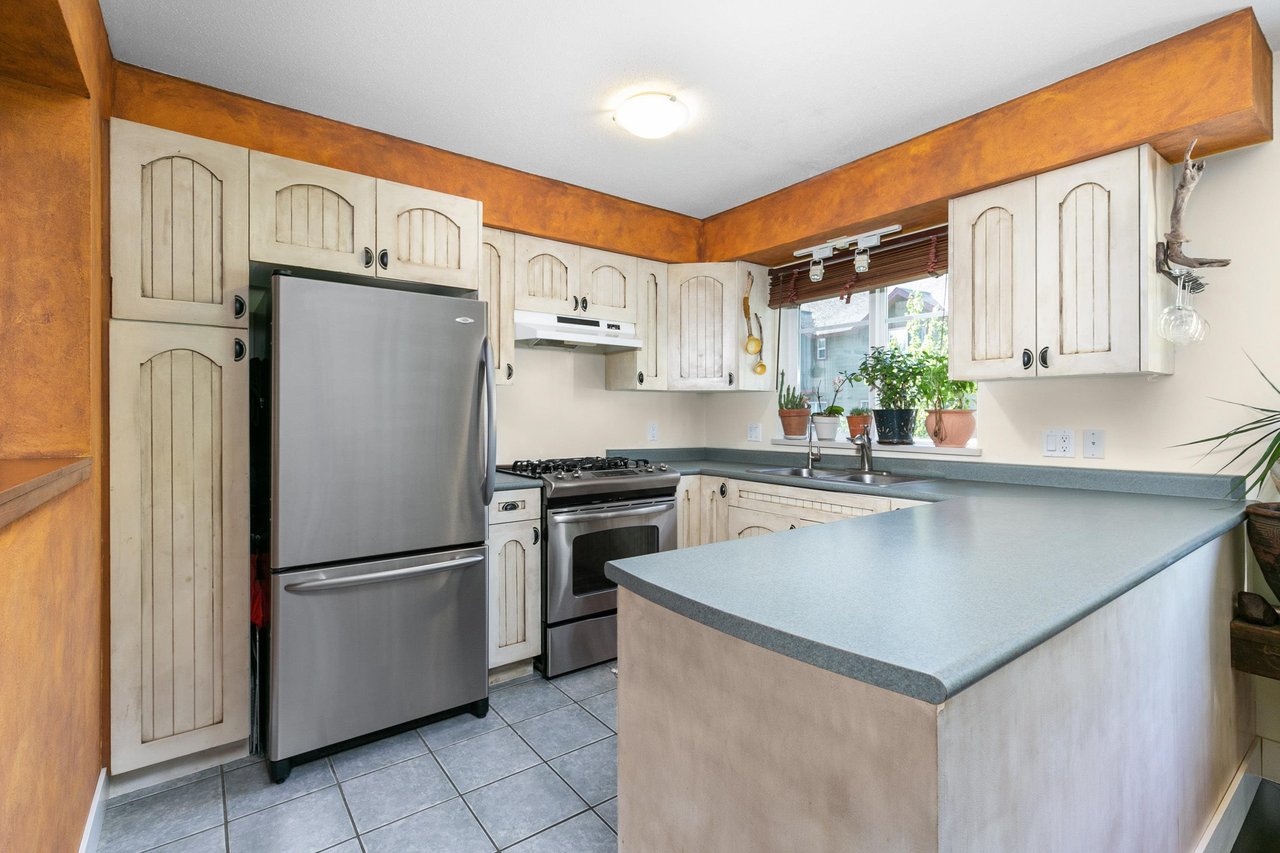 45-1450 Vine Rd