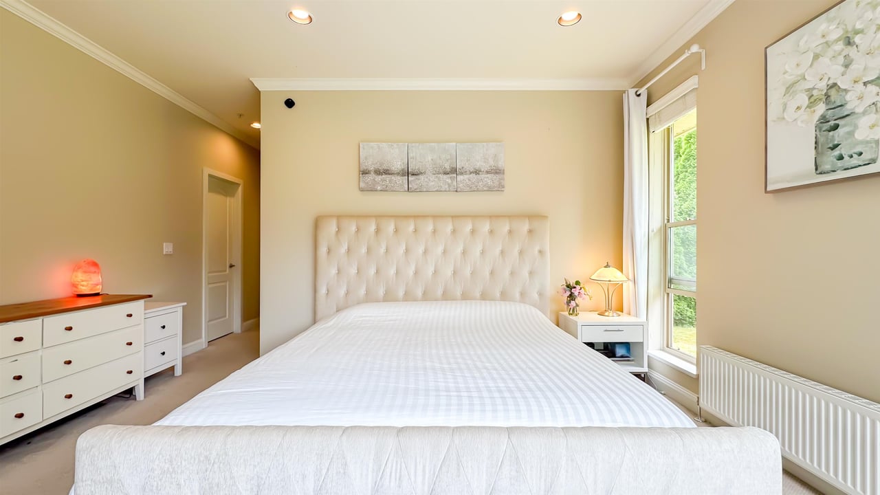 158 Stonegate Dr