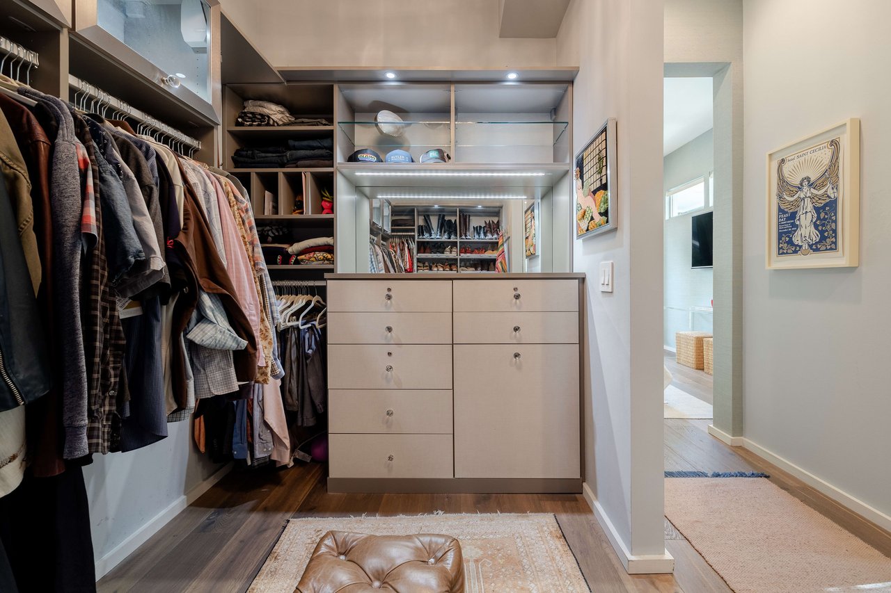 608 W Annie St # B