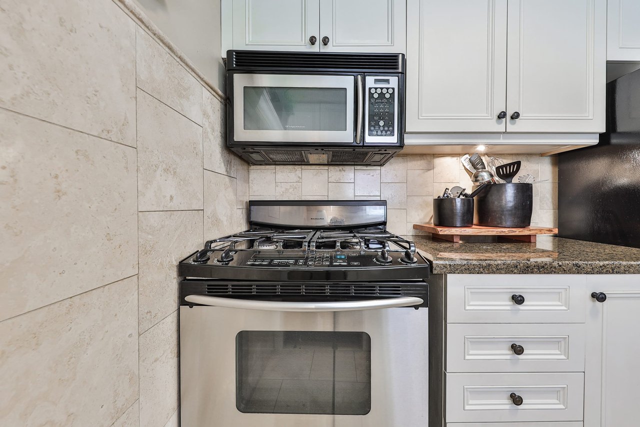 1066 Chateau Court