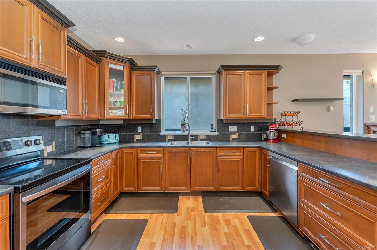980 Wild Ridge Wy
