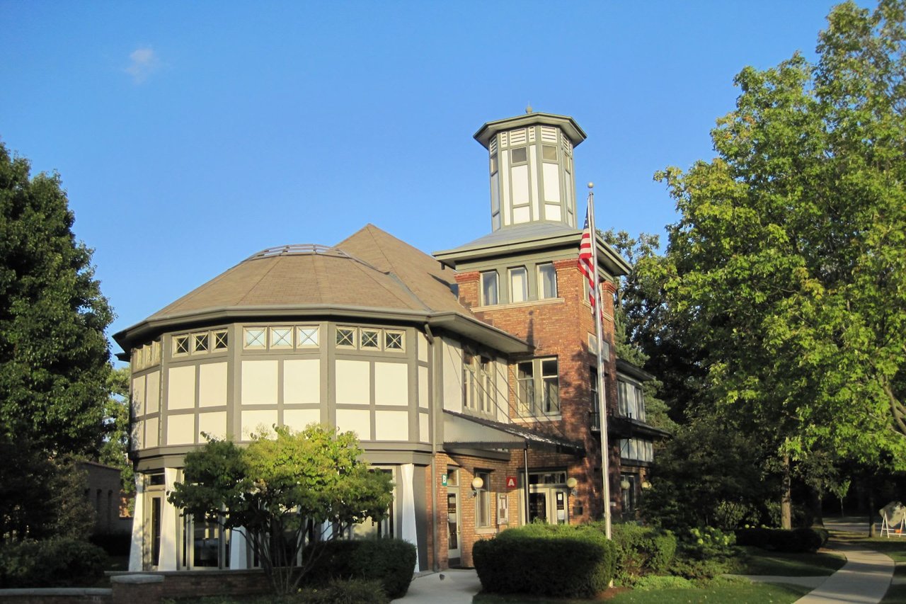 5 Reasons People Love Living in Lake Bluff