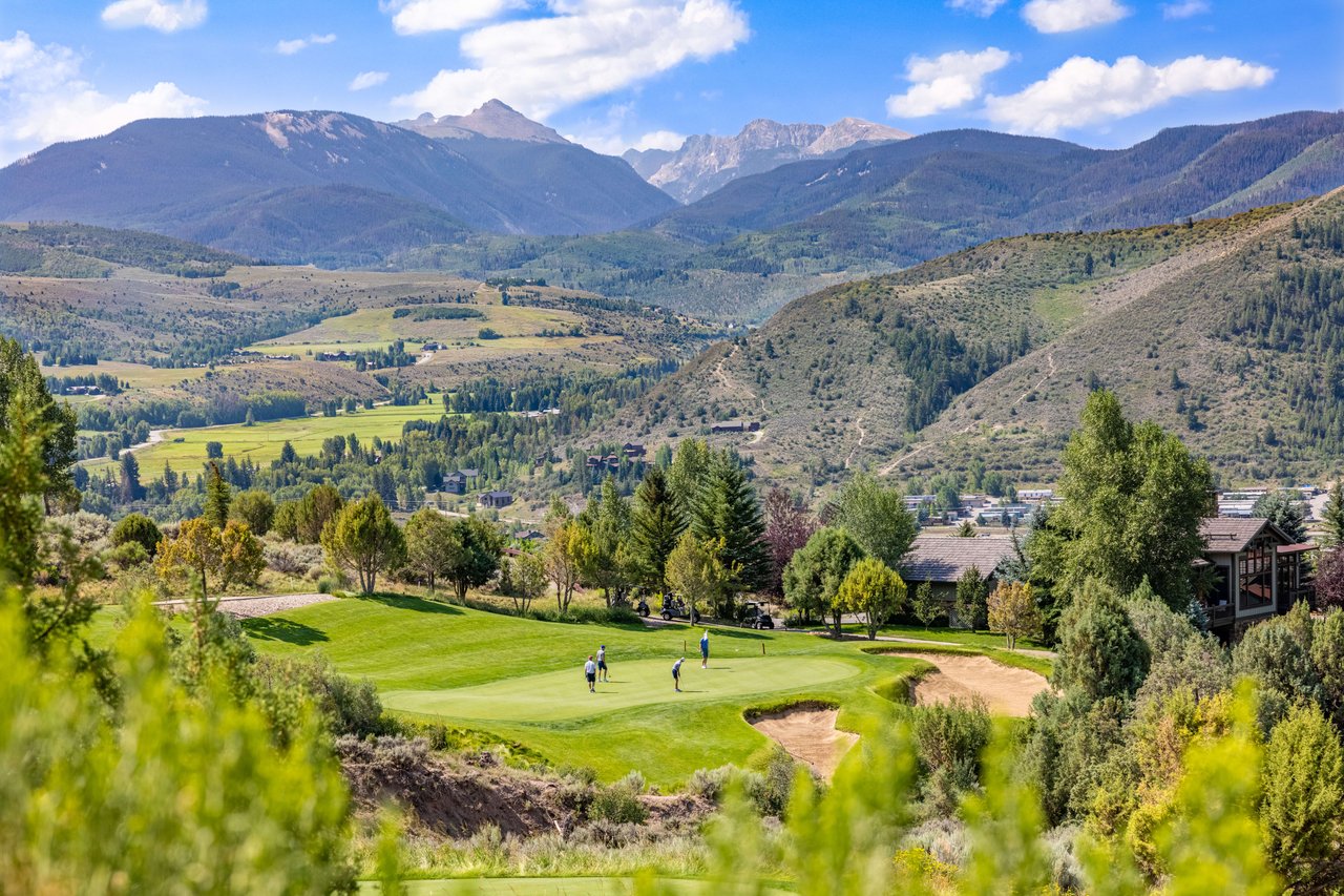 The Valley Club