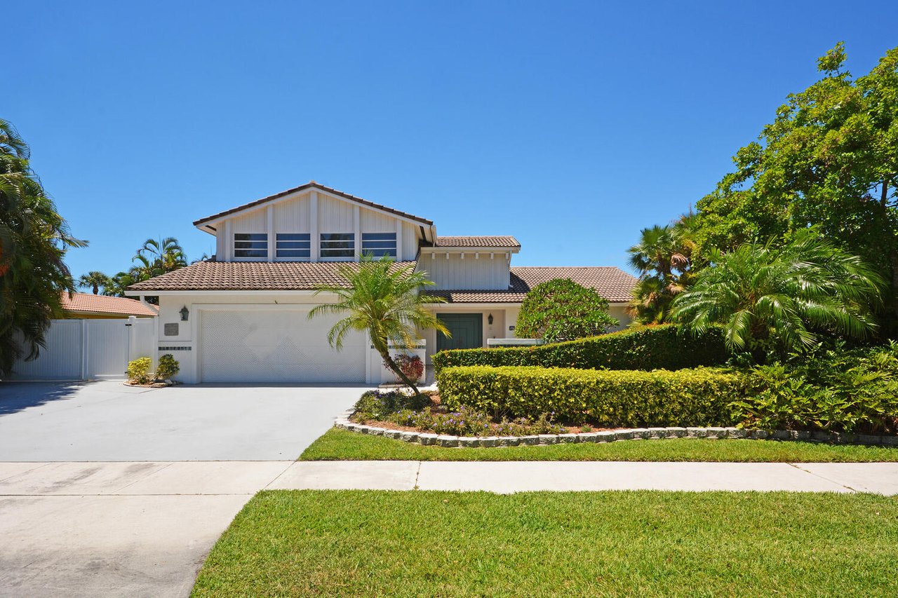 690 SW 17th St