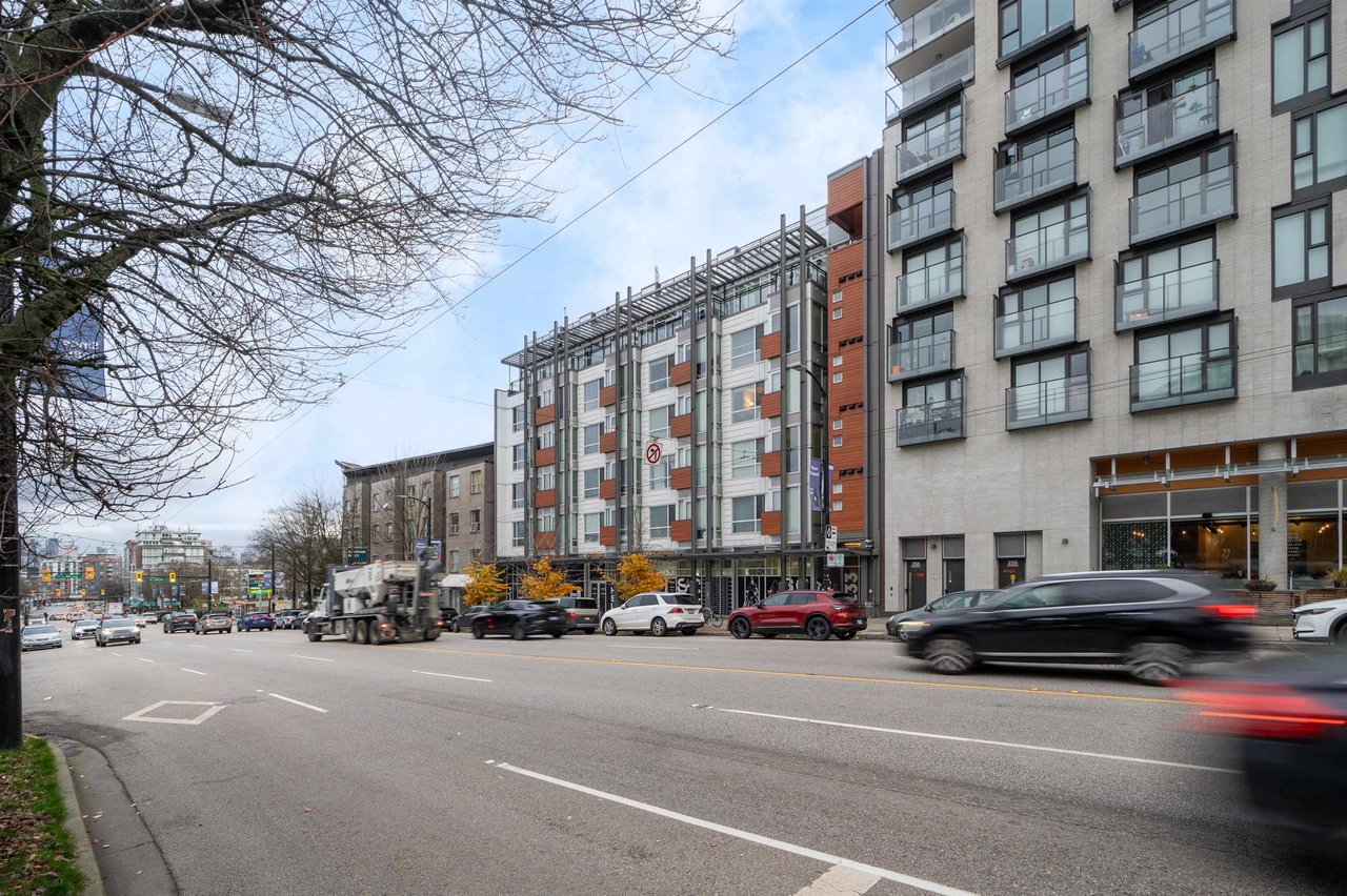 209-233 Kingsway