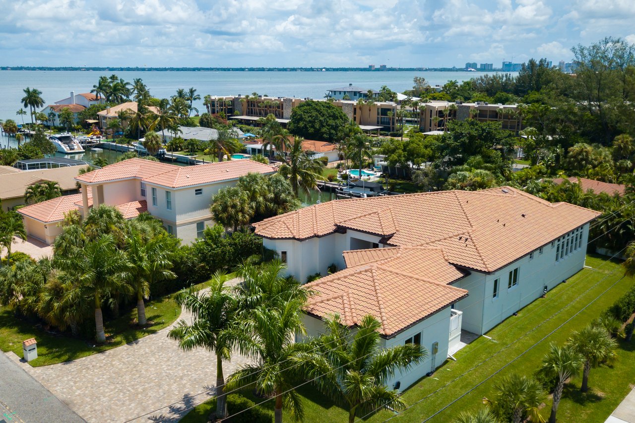 500 Ketch Lane, Country Club Shores, Longboat Key