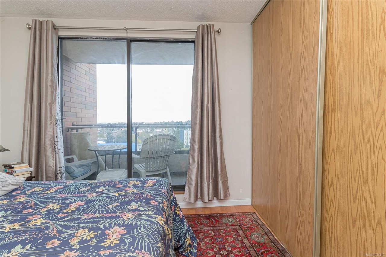 1109-1630 Quadra St, Victoria