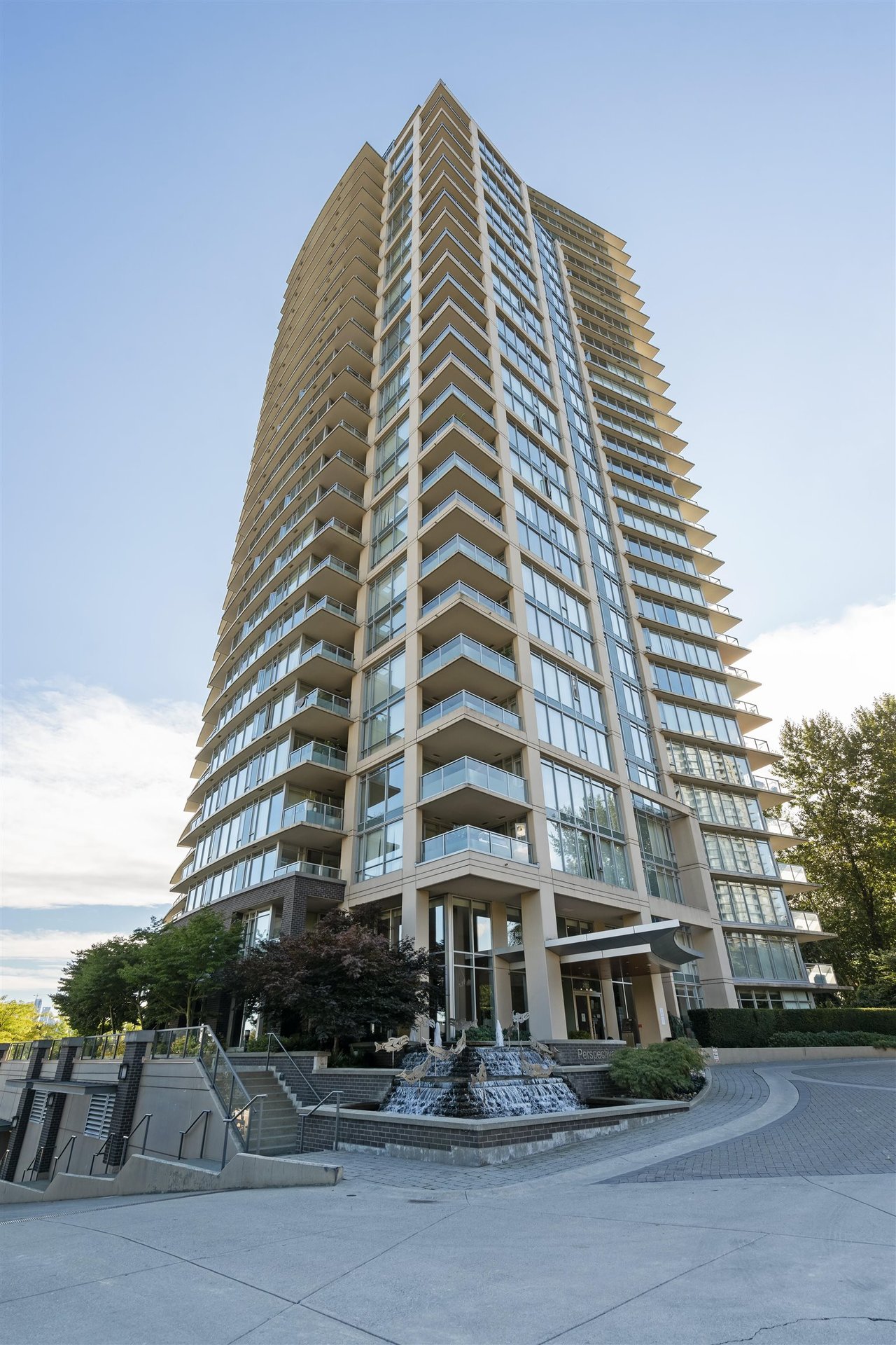 206-2133 Douglas Rd
