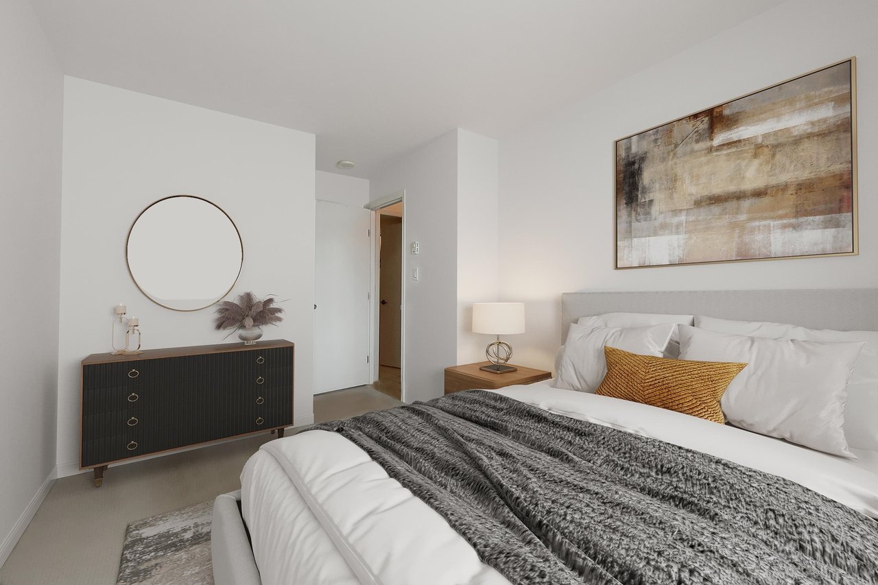 708-7225 Acorn Ave