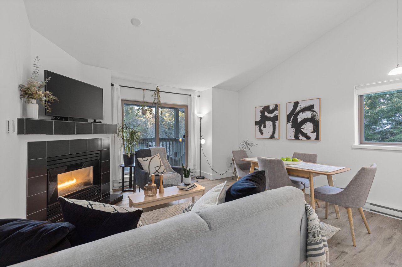 25-3102 Panorama Ridge
