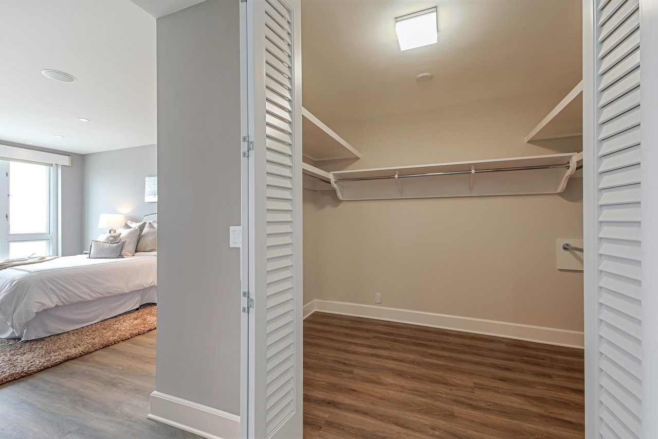 1200 California Street, #17-D