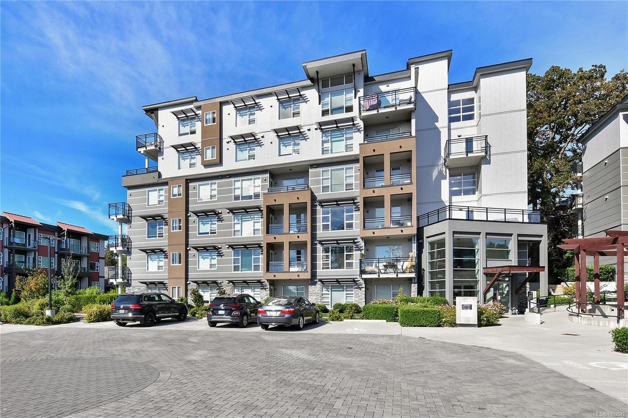 302-1016 Inverness Rd
