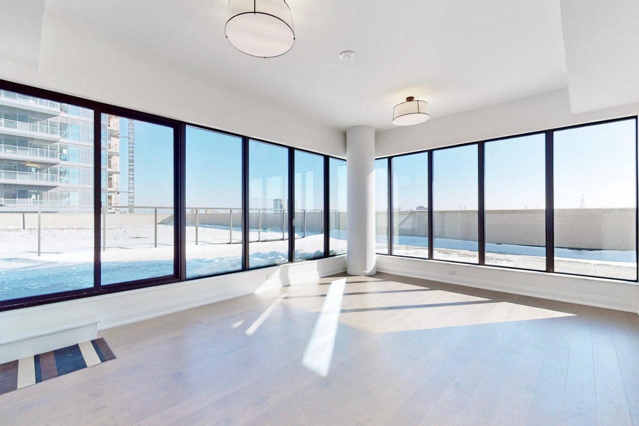 Upper East Village Suite 718