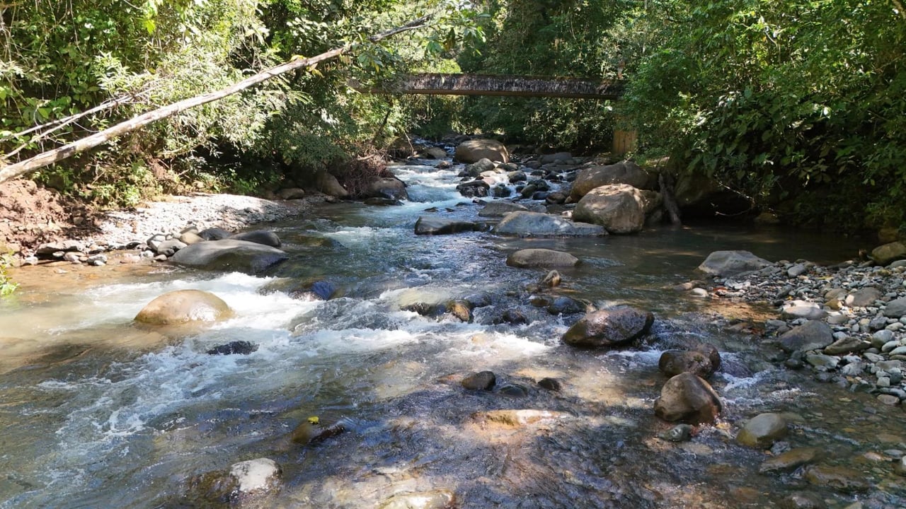River and Waterfall Ranch, Perez Zeledon, San Jose