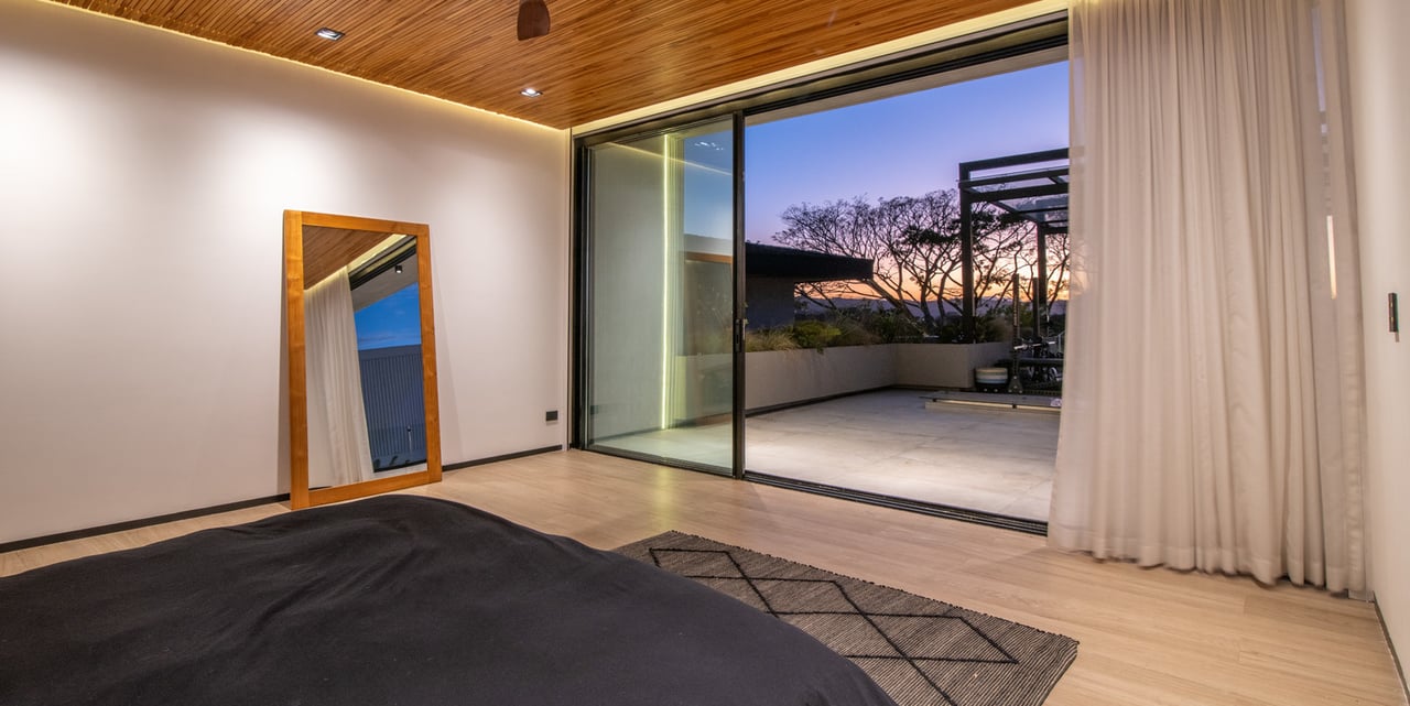 Contemporary Tropical Golf Estate, Santa Ana, San Jose