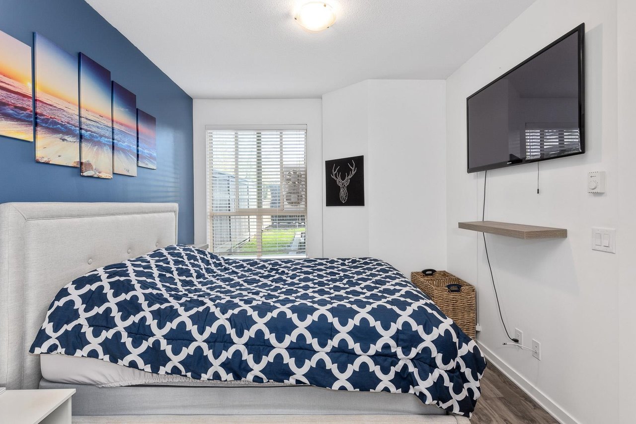 128-5655 210a St