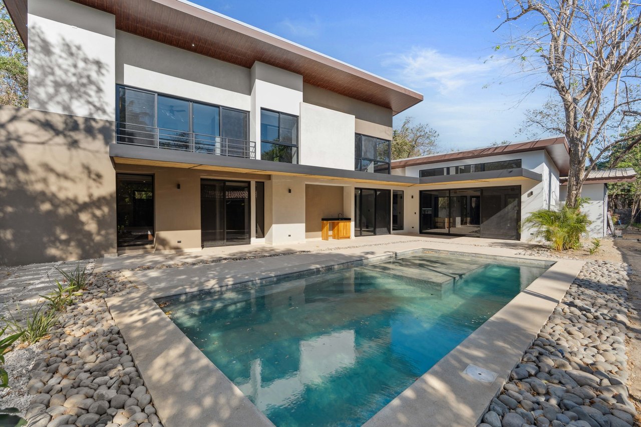 Tropical Luxury Pool Home, Tamarindo, Guanacaste