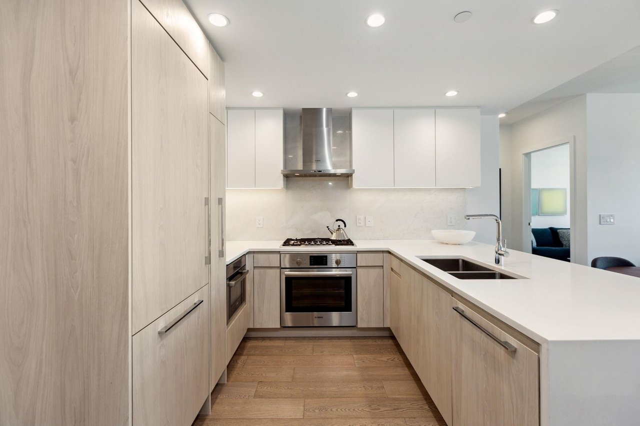 502-177 W 3rd St