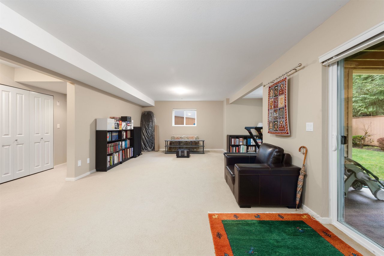 118 Hawthorn Drive, Port Moody