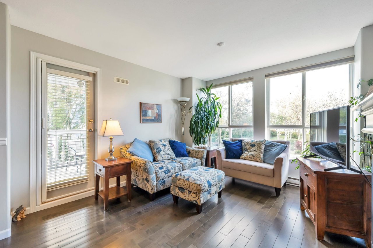 227-12633 No. 2 Rd