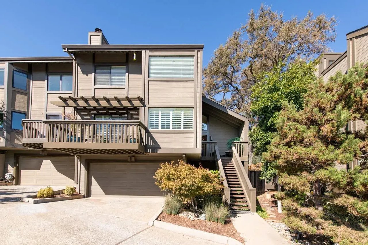 1 Bayview Ave #3