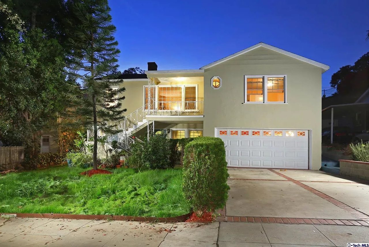 437 Canyon Dr