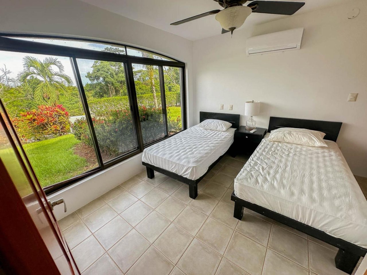 Secure Gated Villa Community, Ojochal, Puntarenas