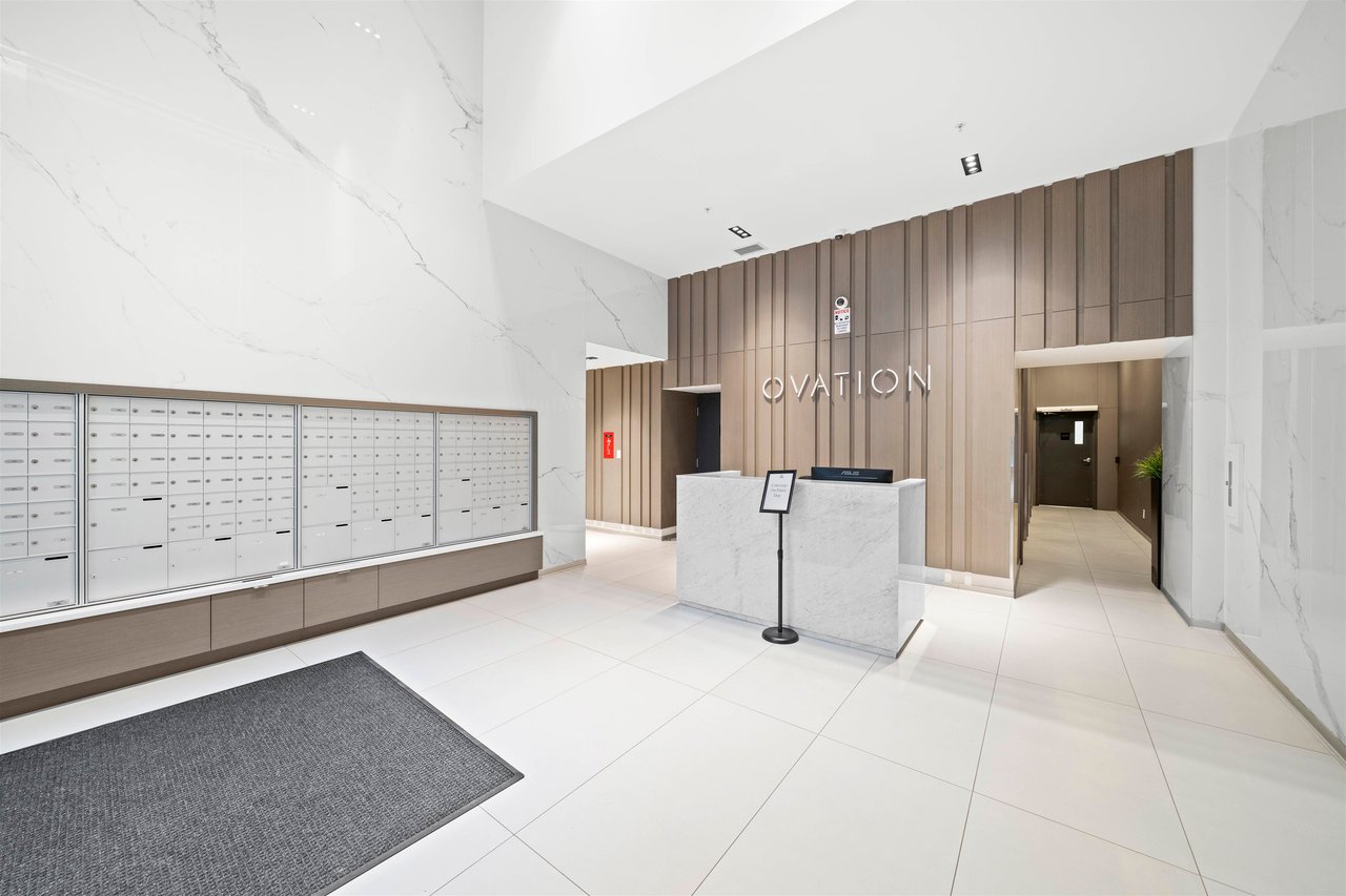 1003-823 Carnarvon St
