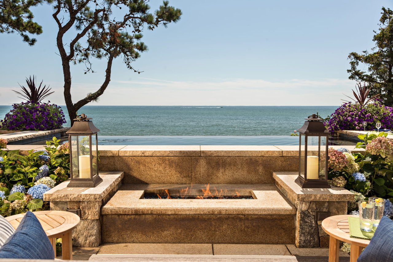 5 Features That Luxury Buyers Want on Cape Cod